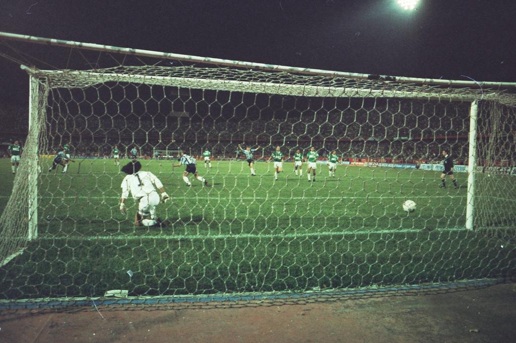 Zero Hora e Rádio Gaúcha relembram os 20 anos do Bi do Grêmio na