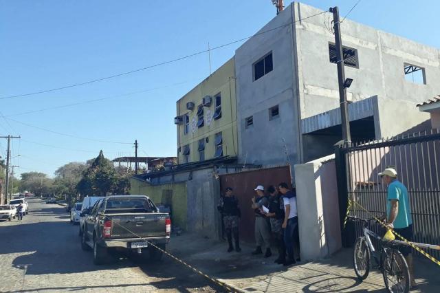 Funcionário é morto em assalto a mercado em Santa Maria