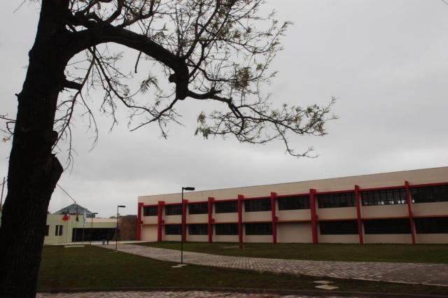 *** Charles-Inauguração Unipampa 6 ***Ministros da Justiça, Tarso Genro, e da Educação, Fernando Haddad, inauguram campus da Unipampa em Caçapava do Sul