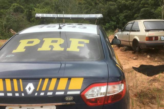 PRF encontra veículo furtado na Br-158