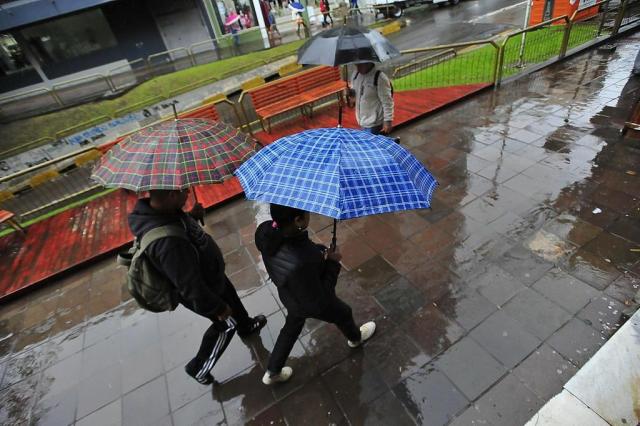  SANTA MARIA, RS, BRASIL. 11/10/2017.Chuva em Santa Maria.FOTO: GABRIEL HAESBAERT / NEWCO DSM