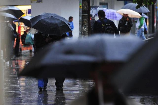  SANTA MARIA, RS, BRASIL. 11/10/2017.Chuva em Santa Maria.FOTO: GABRIEL HAESBAERT / NEWCO DSM