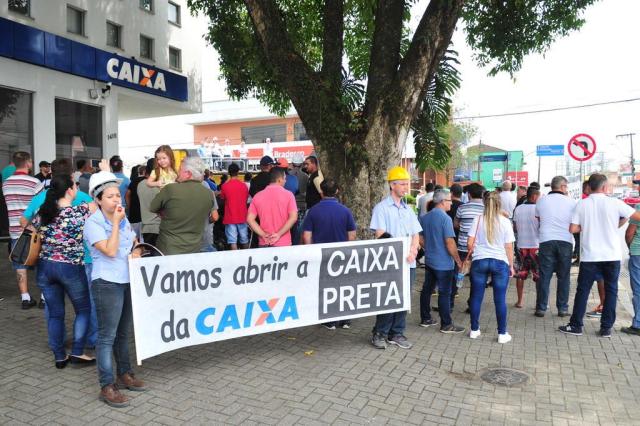  JOINVILLE,SC,BRASIL,19-10-2017.Construtores fazem manifestação em defesa ao programa Minha Casa, Minha Vida em Joinville.(Foto:Salmo Duarte/A Notícia)