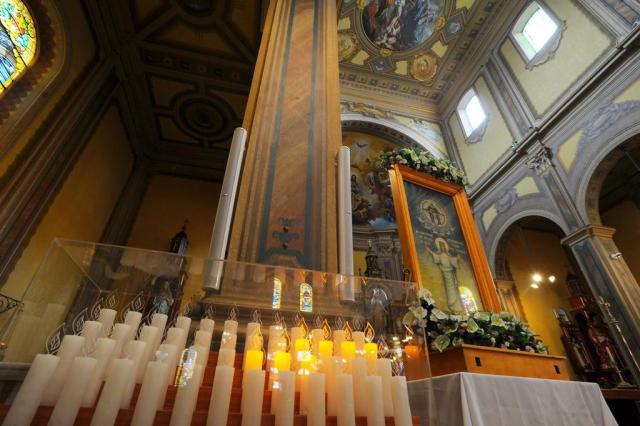  Santa Maria, RS, Brasil, 30/10/2017.Desde domingo, 29/10, está acontecendo em Santa Maria a Trezena Móvel que antecede a 74ª Romaria Estadual de Nossa Senhora Medianeira. Nesta segunda-feira, a imagem de Medianeira sai da Catedral Metropolitana e vai até a Paróquia Nossa Senhora da Glória, em Camobi.