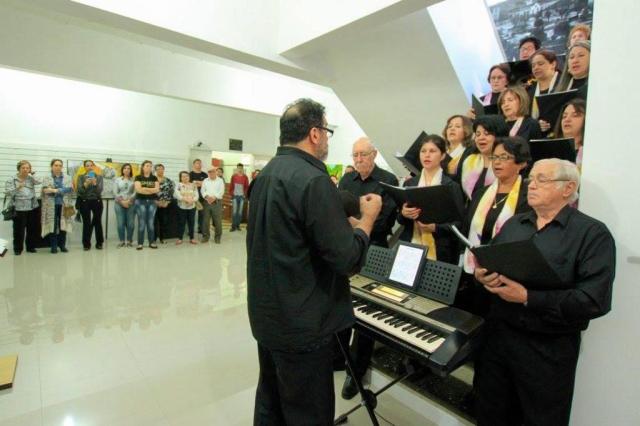 Abertura da Semana da Cultura de São Sepé de 2017, com inauguração do saguão de exposições Isabel Lara Simões, na Fundação Cultural Afif Jorge Simões Filho. Houve apresentação do coral municipal Vozes da Pulquéria