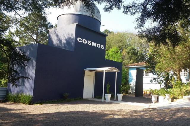 Sem limites e com ousadia, na Região Central do Estado do RS na bela cidade de Itaara inaugura-se a sede oficial do Observatório Bioastronômico COSMOS que configurará como sendo o Primeiro Observatório Educacional e Turístico do interior do RS.