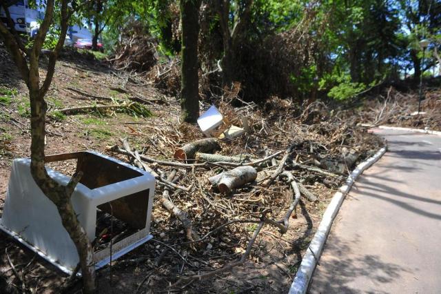  SANTA MARIA, RS, BRASIL. 14/11/2017.Situação de alguns locais após o temporalFOTO: GABRIEL HAESBAERT / NEWCO DSM