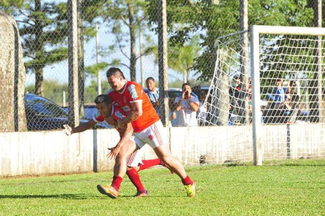  SANTA MARIA, RS, BRASIL. 26/11/2017.Amigos do pintado, Amigos do Maninho.FOTO: GABRIEL HAESBAERT / NEWCO DSM