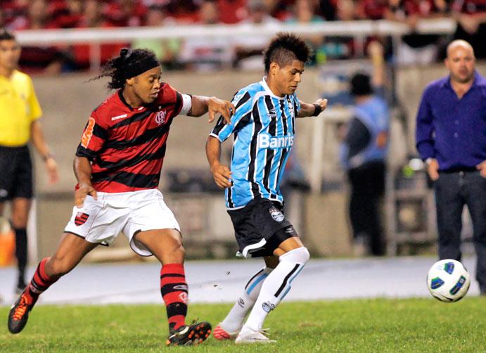 Globo Esporte RS  Veja lances de Ronaldinho Gaúcho em Grêmio 2x0