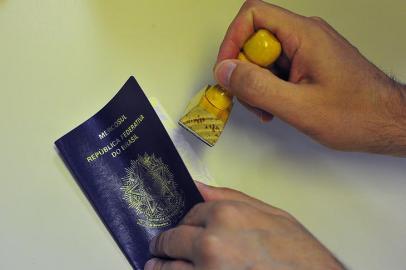 Fotos para arte da capa Passaporte e carimbo Indexador passaporte,carimbo,grêmio,arte