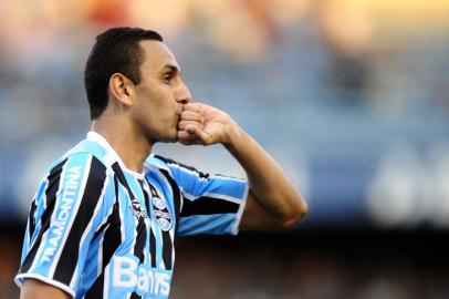 Rafael Marques - gol - comemoração - Grêmio x Cruzeiro - estádio Olímpico - Brasileirão - 27a rodada - 02/10/2011 