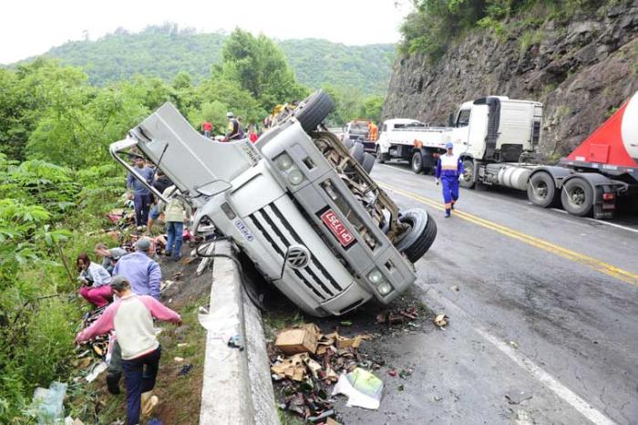 Morte na rodovia - Angelo Rigon