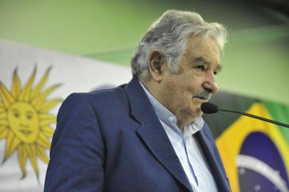 Fotografo Tadeu Vilani Porto Alegre RS 09 11 2011 Jose Mujica presidente do Uruguai se encontra com empresarios na Fiergs presidente mujica,mujica,uruguqai,uruguay,fiergs