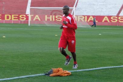 kleber treino inter internacional estadio beira rio 06 09 2011 kléber,treino,inter,internacional,estádio beira-rio