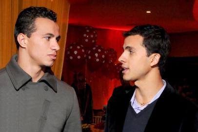 leandro damiao e nilmar leandro damiao e nilmar