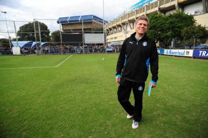 Diego Vara Treino Autuori 3 Primeiro treino do tecnico Paulo Autuori no Olimpico Fotografo Diego Vara técnico,paulo autuori,grêmio,treino,olímpico,jogador