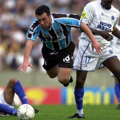 Maquina D1 5020849 Claudio Pitbull leva tranco brasileirão 21,campeonato brasileiro,21,grêmio x cruzeiro,pitbull