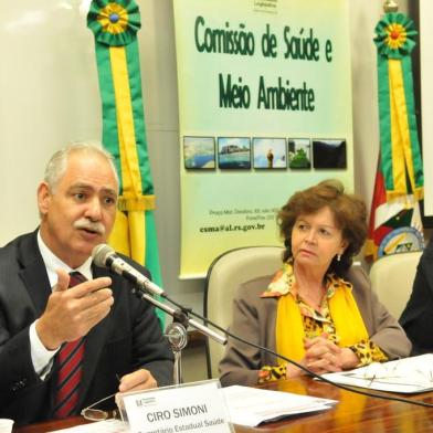 Ciro Simoni na Comissao de Saude e Meio Ambiente Reuniao ordinaria 05092012 Ciro Simoni,secretário,Comissão de Saúde e Meio Ambiente,assembleia,RS,porto alegre,05092012