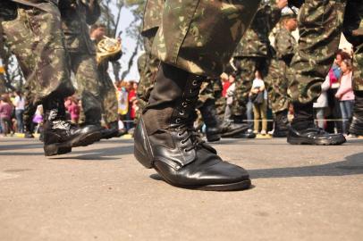 O desfile de sete de setembro aconteceu na Avenida Bento Goncalves em Pelotas desfile em pelotas,desfile sete de setembro em pelotas,pelotas,sete de setembro