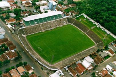 Vista aerea do Estadio Alfredo Jaconi em Caxias PAGINA 66 Fonte Pioneiro Estádio Alfredo Jaconi,vista aérea