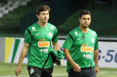 Tcheco - Coritiba - Brasileirão - Auxiliar