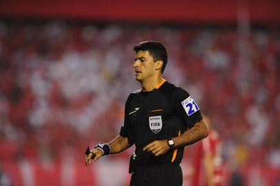  

PORTO ALEGRE, RS, BRASIL, 06/11/2011
FOTO:FERNANDO GOMES / ZERO HORA
Campeonato Brasileiro 2011, Inter x Fluminense no estádio Beira-Rio.
Árbitro Sandro Meira Ricci