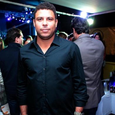 Ronaldo Nazário no show de Fat Boy Slim em Punta del Este. Credito: Michael Paz Frantzeski
