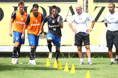 treino grêmio - estádio olímpico - físico - antonio mello - bertoglio