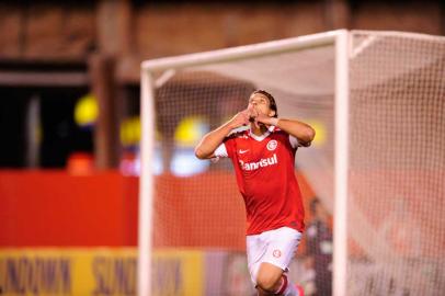 rafael moura, inter, beira-rio, futebol