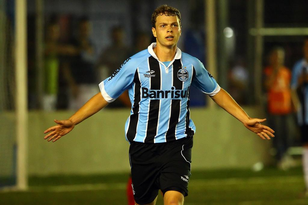 Lucas Uebel, Grêmio/Divulgação