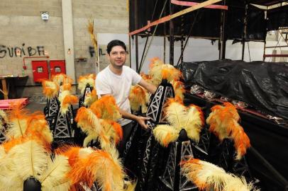  

Porto Alegre   10/01/2013 Embaixadores do Ritmo  carnaval,fazem preparativos carnaval 2013 // CREDITO // LUIZ ARMANDO VAZ // DIARIO GAUCHO.