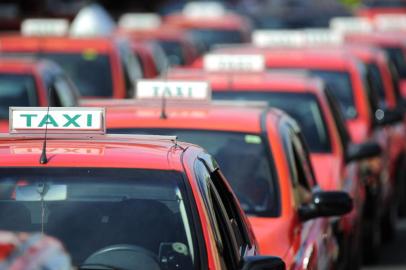  

Farra dos Taxis, lincença II .Na foto-Taxis da  Estação Rodoviaria .