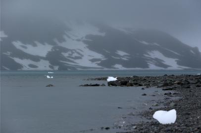 zol - antartica - expedicao - base - comandante ferraz - gelo - frio - reconstrucao - 17022013