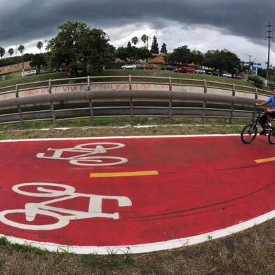  

Bicicletas e ciclovias, na avenida Ipiranga.
Indexador:                                 