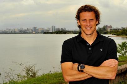  PORTO ALEGRE, RS, BRASIL, 05.03.2013, 11:00 - Diego Forlán, jogador do Internacional - Foto: Emilio Pedroso - Zero Hora