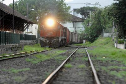  Câmara temática de mobilidade sobre trilhos de Jaraguá apresenta pré-projeto do Veículo Leve sobre Trilhos (VLT) que pode aproveitar via férrea que passa no Centro da cidade