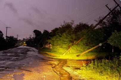 Quinta-feira, dia 11 de abirl, um temporal deixou estragou na cidade de São Sepé