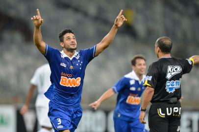 leo jogo 100 cruzeiro