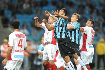 zol - grêmio - são luiz - taça farroupilha - futebol  - 22042013