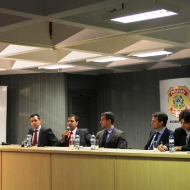 RDGOL - Polícia Federal - Prédio - Coletiva - Porto Alegre - 29/04/2013