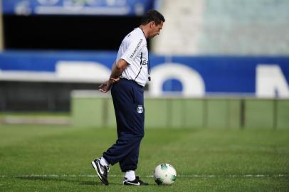  

Vanderlei Luxemburgo treinador do Grêmio.