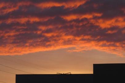 RDGOL - Tempo - Clima - Amanhecer - Porto Alegre - 18/05/2013