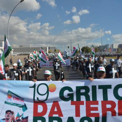 Brasília, trabalhadores rurais, 19º Grito da Terra Brasil, passeata, manifestações, Esplanada dos Ministérios