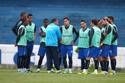 treino grêmio - técnico vanderlei luxemburgo - titulares