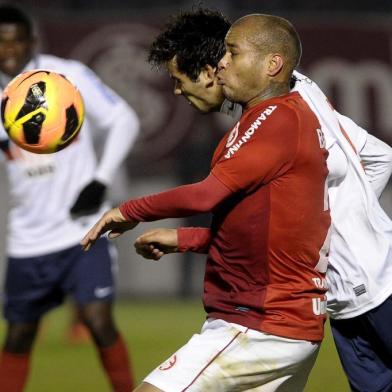  

CAXIAS DO SUL, RS, BRASIL - 02-06-2013 - Inter e Bahia, jogo no Estádio Centenário em Caxias do Sul. Jogador (FOTO: JUAN BARBOSA/ AGÊNCIA RBS, ESPORTES)