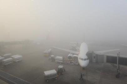  

Neblina fecha o Aerporto Salgado Filho.