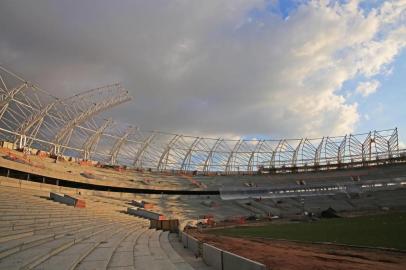 PORTO ALEGRE, BRASIL, 10-05-2013. Andamento das obras de modernização do Beira Rio. (Foto: Anderson Fetter/Agência RBS)