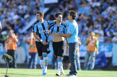 jonas - atacante - ex-grêmio - renato portaluppi