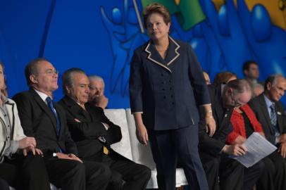 RDGOL, Dilma Rousseff, 10/07/2013