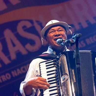 Dominguinhos e Trio Manari, no Acorde Brasileiro- Encontro Nacional das Músicas Regionais.

Teatro Dante Barone, Assembléia Legislativa.